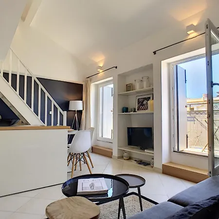 Апартаменты Nestor&jeeves - Duplex Palais Eugenie - Hyper Center - Shopping Area - Top Floor Ницца